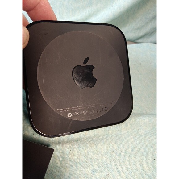 Apple TV (3rd Generation) 1080P Media Streaming Player A1469 With Remote - Picture 4 of 5